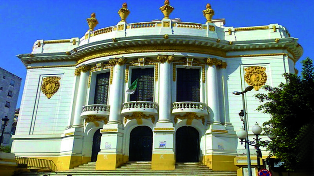 Théâtre régional Sonia Mekkiou à Skikda
